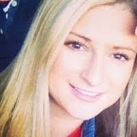 Justine Lyons's Instagram, Twitter & Facebook