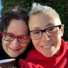 Renae Mullins's Instagram, Twitter & Facebook