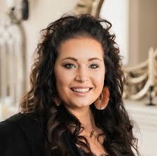 Ashley O'Brien Builds Leaders as President of the Women's Council of  Realtors Pierce County