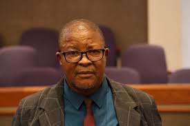 LPM's Paul Isaak presents motion for the allocation of land