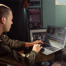 The daw allows you to save time while engraving midi scores via its smooth integration with dorico, which is accompanied by a sleek and intuitive modern interface. Serato Now Has A Free Edition Of Its Music Making Software The Verge