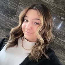 Danielle Bowles (@dani_b2018)