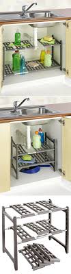 Une Etagere Extensible Super Pratique A Mettre Sous L Evier Pour Gagner De La Place Et Des Espaces D Etagere Sous Evier Diy Armoires Cuisine Etagere Extensible