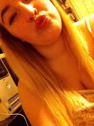 Courtney Hembree's Instagram, Twitter & Facebook