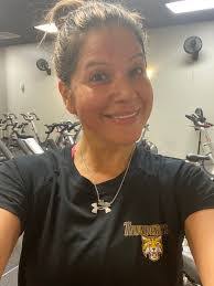 Elizabeth Canchola's Instagram, Twitter & Facebook