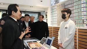 정세균 캠프서 논평…공정 경선 관리 시험대 경선 연기 논의 의총 소집 요구…ny·sk계 주도. ì • ì´ë¦¬ ì†ë‹˜ ì ì–´ íŽ¸í•˜ì‹œê² ë„¤ ë°œì–¸ ë…¼ëž€ ì™œ