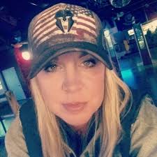 Tracy Gundy (@hairstylisttracygundy) • Instagram photos and videos