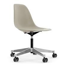 Check spelling or type a new query. Vitra Eames Plastic Side Chair Pscc By Charles Ray Eames 1950 Designer Furniture By Smow Com