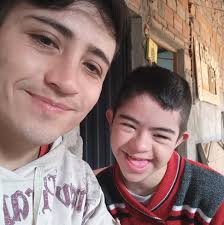 JUGUETES PARA EL DÍA DEL NIÑO EN EL CHANGO MÁS DE BANDA DEL RIO SALÍ:  Changomas (Fotos nuestras)