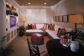 20 Small Tv Room Ideas That Balance Style With Functionality Media Room Design Small Tv Room Tv Room Decor