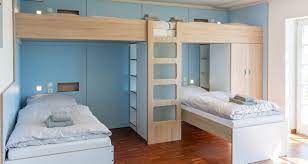Da der fahrstuhl in der herberge sehr lange dauert, nehmen wir lieber die treppen. Zimmer Sturmeck Spiekeroog
