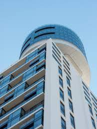 Die preise fangen bei 3400 euro für den. Henninger Turm In Frankfurt Glas Wohnen Baunetz Wissen