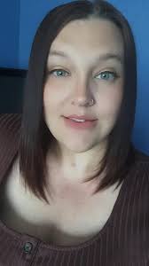 Evening All! First post. I'm 37 and a mother to five daughters. Zero social  life and I like it that way. Currently growing out my box dyed hair and  embracing my ever