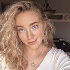 aaron lorenzo (@aaronlrnz10)