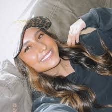 Megan Batson (@megbatson16)