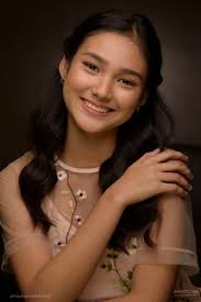 Karina Bautista's Instagram, Twitter & Facebook