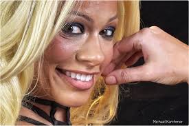 Here are Trish, Dalia & Nikki outside in the dark walking around, “seeing”  with their masks on, using their mindsight at the London, ON, VWE