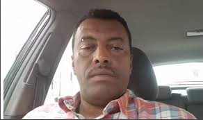 Požár v Londýně už má sedmnáct obětí. Dorazila Mayová i zpěvačka Adele