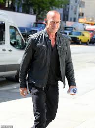 Фред бернер, джон дэвид коулз, жан де сегонзак и др. Christopher Meloni Spotted Filming Law Order Organized Crime In New York City Aktuelle Boulevard Nachrichten Und Fotogalerien Zu Stars Sternchen