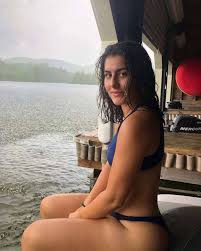 We did not find results for: Glamorous Pictures Of 21 Year Old Tennis Sensation Bianca Andreescu Photogallery Etimes
