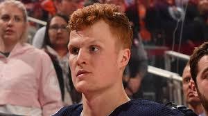 Emily Cave's Instagram, Twitter & Facebook