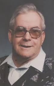 Stephen Mailloux's Instagram, Twitter & Facebook