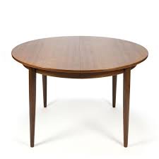 vintage ronde uitschuifbare deense eettafel in teak retro vintage eettafels tafeldecoraties teakhouten tafel