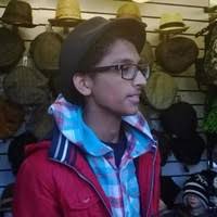 50+ perfiles de «Kalidindi»