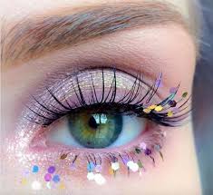 Augen Make Up Ideen Karneval Pailletten Make Up Augen Make Up Designs Schminkzeug