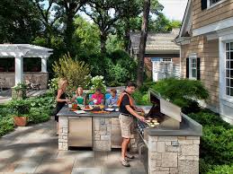 outdoor kitchens and grilling stations