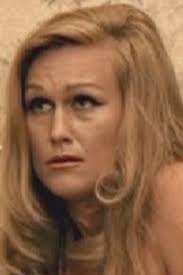 Doris Tom's Instagram, Twitter & Facebook