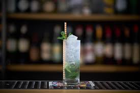 moˈxito) is a traditional cuban highball. Ricetta Mojito Ingredienti E Tecnica Di Preparazione Giovanni Ceccarelli Cocktail Engineering