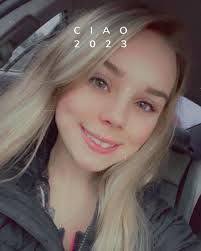 Denise Binford's Instagram, Twitter & Facebook