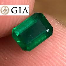 Gia Certified Emerald Deep Green F1 Oil Nova Era Brazil Emerald Gemstone Gem Hunt Stones And Crystals
