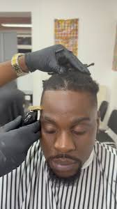 Seit über 10 Jahren ein sehr geschätzter und treuer Kunde! Vielen Dank  @gmoneyelpablo 🤝🏾 ✨, ., ., ., #barbershop #aachen