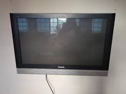 We also stock flat screen tv lifting mechanisms for cabinets, lcd and plasma floor stands and mobile tv trolleys, a huge range of tv furniture, glass tv stands and hifi racks and a wide range of cables including high definition hdmi cables. Old Panasonic Plasma Viera Tv Tv Home Appliances Tv Entertainment Tv Parts Accessories On Carousell
