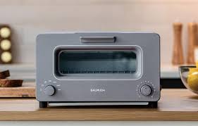 It doesn't inject as much water as a steam oven. Buy Now Balmuda The Toaster Balmuda Usa