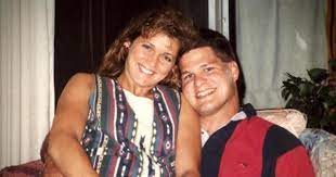 Kelly siegler is happily married to her husband, dr. Playing By The Rules Cbs News