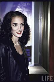 Winona on a role | u.s. Winona Ryder In The Early Nineties Winona Ryder Foto 14412617 Fanpop Page 10