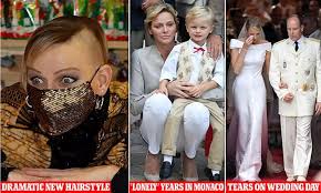 Her engagement ring includes two stones from princess diana flanking a stone from botswana, a special place for prince harry and where he and meghan fell in love. Dailymail Princess Charlene S Daring Shaved Head Is Liberating Femail