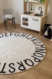 Kinderteppich Rund Mit Buchstaben Round Abc Beige Schwarz 150 Cm 100 Baumwolle Waschbar Lorena Canals Spielteppich Kinderteppiche Teppich Kinderzimmer