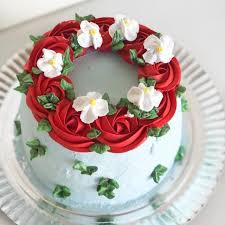 Hal yang paling berkesan adalah ketika datangnya momen spesial seperti hari ulang tahun. Kue Tart Ulang Tahun Motif Elegan Dan Murah Buttercream Birthday Cake Kue Ulang Tahun Custom Shopee Indonesia