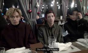 Jungwoo nct merokok, lucas dan jaehyun ikut jadi korban meme, begini respons warganet twitter. Keke Pa Twitter Jaehyun Called Lucas Taeyong Jungwoo The Traffic Light