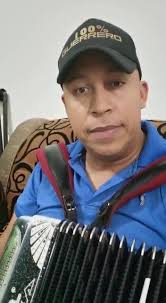 Mensaje Samy Flores AGRUPACIÓN GUERREROS., El Director del Grupo Guerreros  de Guatemala envía un saludo y al mismo tiempo invita a las personas a  seguir luchando y salir adelante todos en unión.