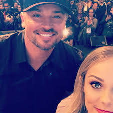 Tom Vandervoort's Instagram, Twitter & Facebook