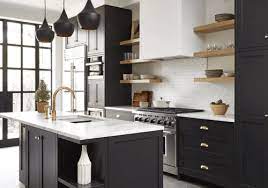 The black and white diamond floor tile is a classic pattern that dates back to the 1940s. 20 Modern Kitchen Ideas To Give Your Space New Life