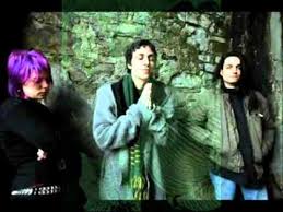 Sono sufficienti 40 secondi per perdere le parole, ma ne bastano altrettanti 40 per ritrovarle? Verdena 40 Secondi Di Niente Youtube