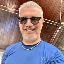 Hey @Billie Eilish, I made Bad Guy using my mouth. Hope you like it!