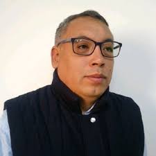 En San Rafael, Minsur, con mi gran amigo Manolito Manuel Montañez Artica.  Qué grato compartir labores con una gran persona y un profesional del que  se puede aprender constantemente y, además… |