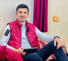 عشيرة - العثور على جـ.ـثة الشاب محمد عصام سعيد مياس عن عمر 25 عام متوفيا داخل منزل ذويه في بلدة البويضة بالرمثا وتم نقل الجثة إلى مركز الطب الشرعي لتحديد سبب الوفاة،